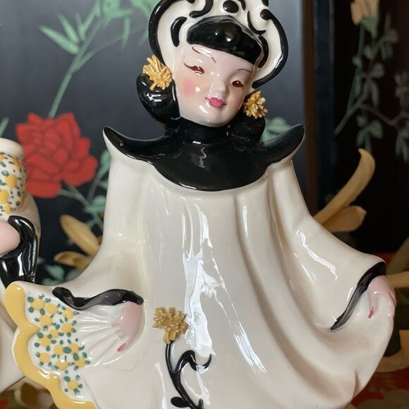 ♥️ Vintage Mid Century Florence Ceramics
California Figurine Couple 8"T 3"W - Picture 6 of 10